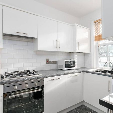 Guestready - Modern 2-Bed For 4 In Golders Green! London Exteriör bild
