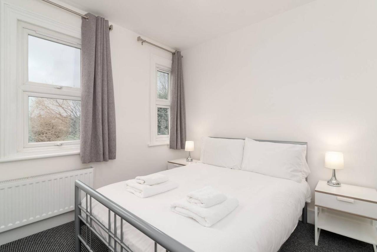 Guestready - Modern 2-Bed For 4 In Golders Green! London Exteriör bild