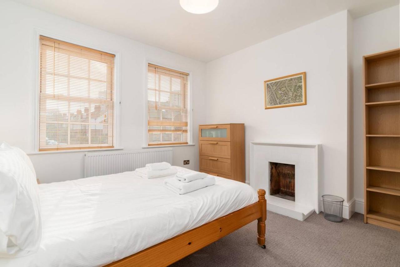 Guestready - Modern 2-Bed For 4 In Golders Green! London Exteriör bild
